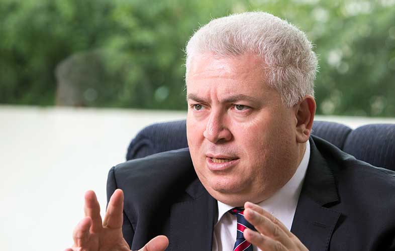 prof mehmet Cakici